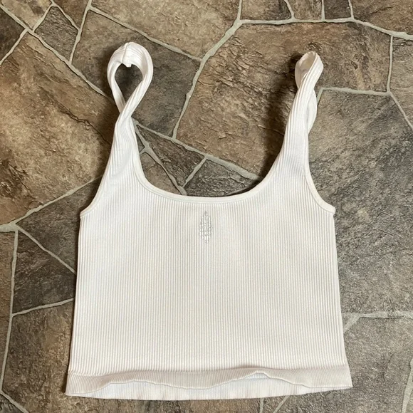 NWOT Free People Movement Happiness Runs Square Neck Crop XS/S White - Picture 11 of 11